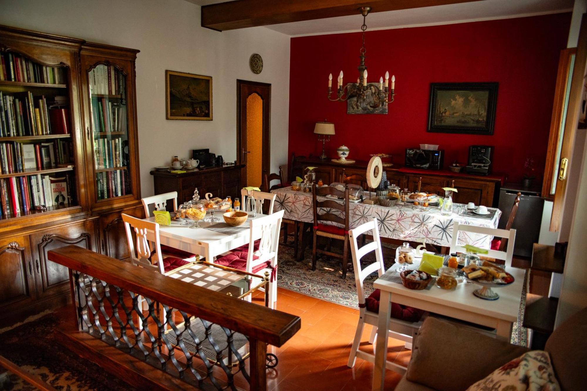 La Corte Di Aldo Rozzano Luaran gambar